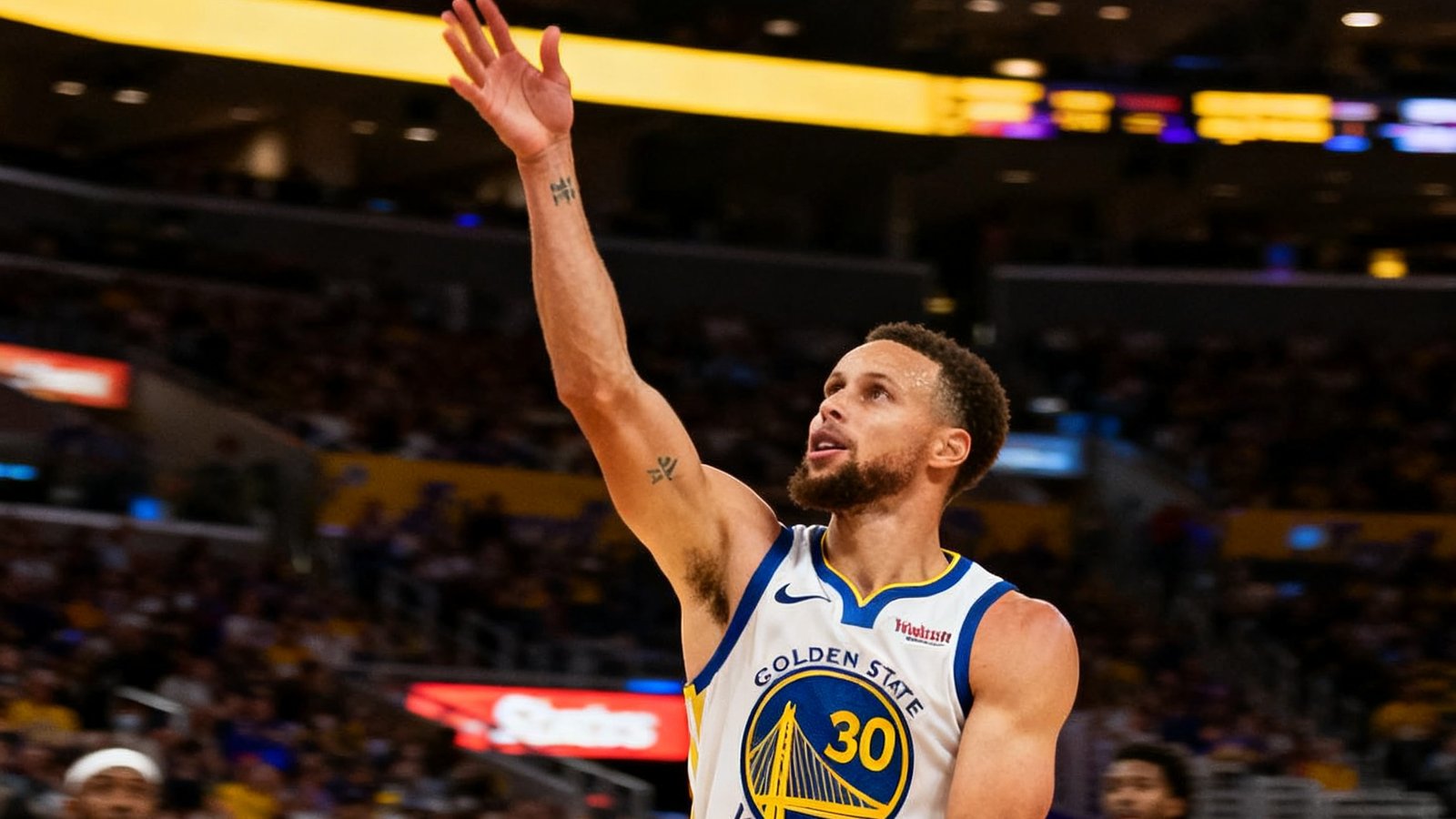 NBA湖人队与勇士队比赛集锦封面，斯蒂芬·库里出手三分的特写画面，篮球在空中划出弧线